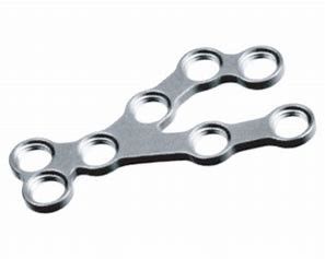 Laminoplasty t сформировало протезную плиту травмы титана